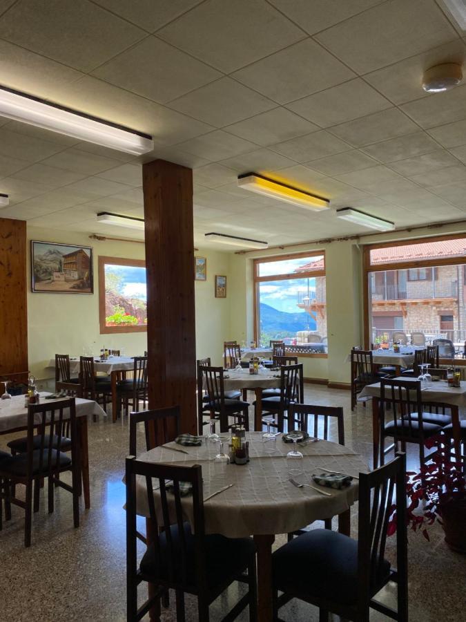 Hostal Alt Llobregat 努奇堡 外观 照片
